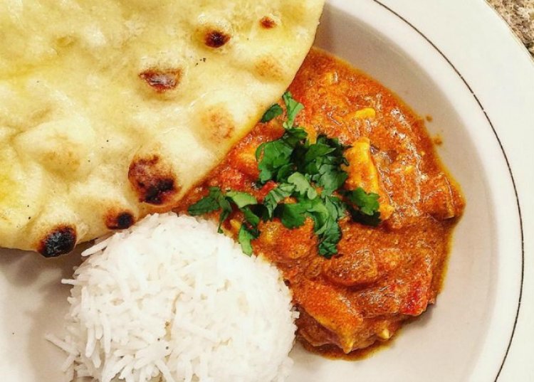 La Recette de Curry indien de poulet (Murgh Kari)