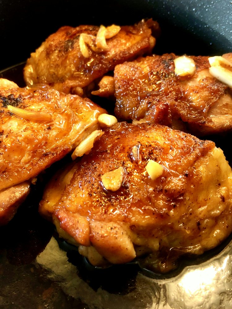 La Recette de Cuisses de poulet au miel et à l'ail
