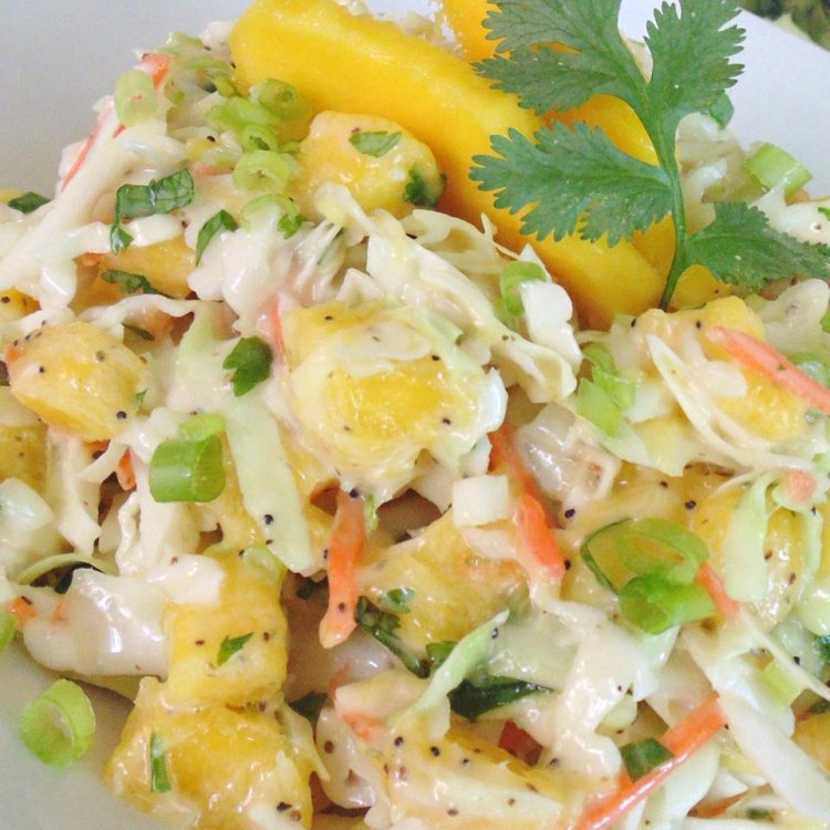 La Recette de Salade de chou à la mangue et à la coriandre